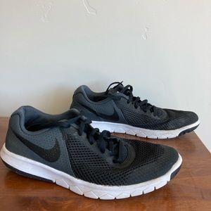 Boys Nike Flex Experience RN5